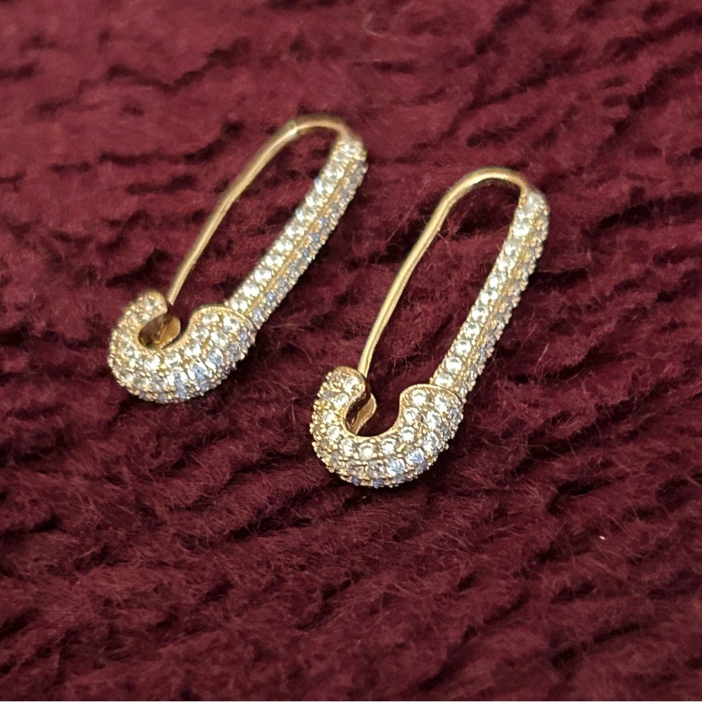 NewYellow gold Pin earrings